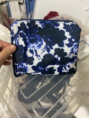 Estee Lauder Blue Floral Cosmetic Bag 7.5 X 7”